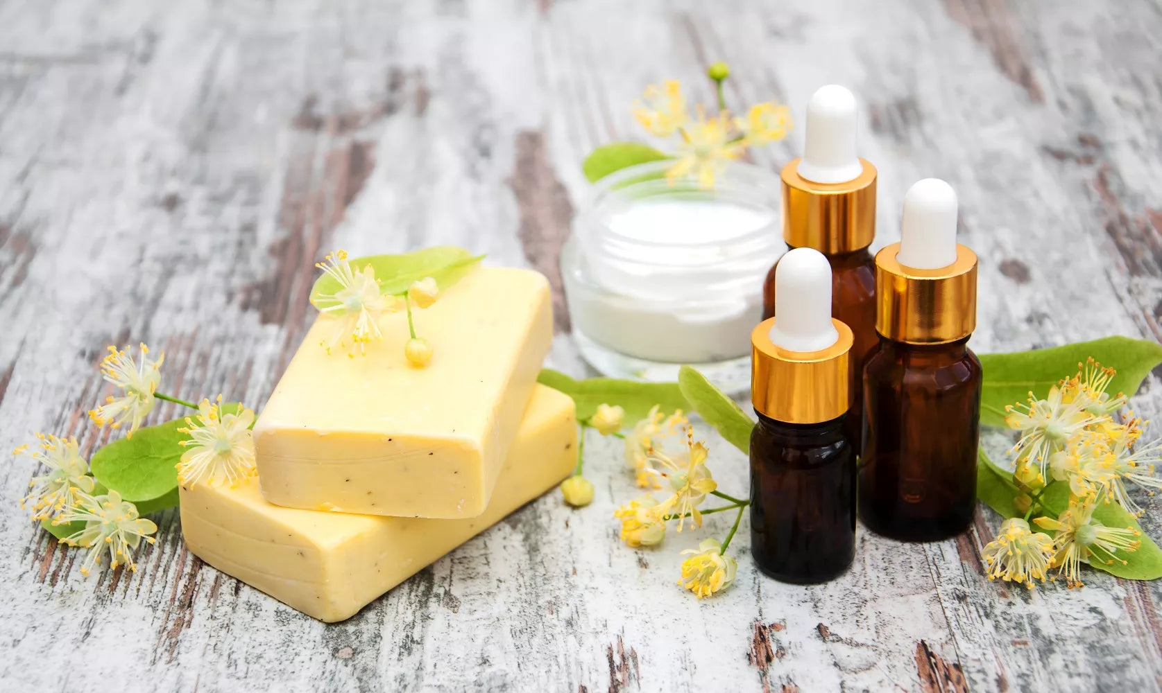 How to Use Fragrance Oils: Creative Ways to Scent Your Home & DIY Projects