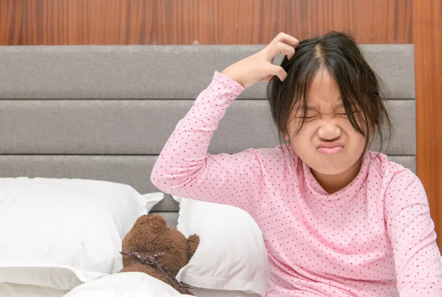 Tea Tree Oil for Lice: 7 Natural Repellents That Work