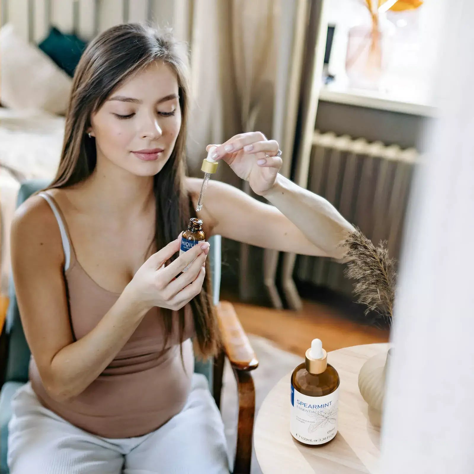 Spearmint Essential Oil Uses: 8 Practical Ways and Safety Tips