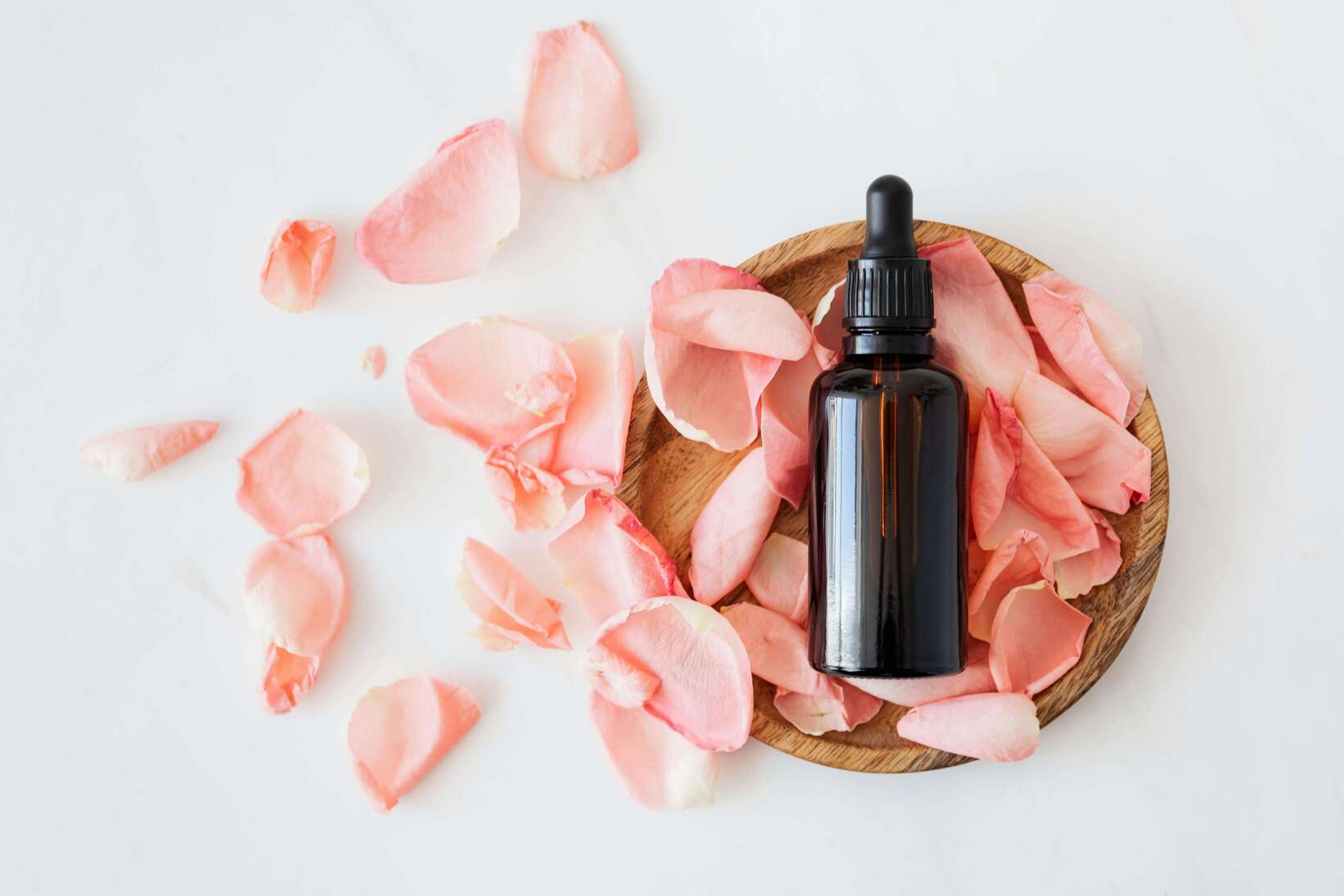 Can Essential Oils Go Bad? Shelf Life and Storage Guide