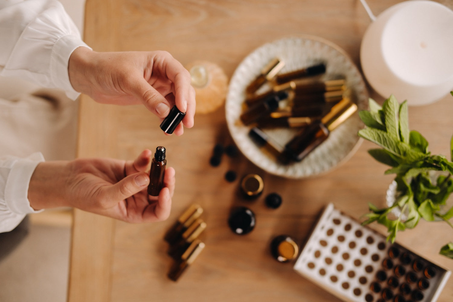 How to Make an Essential Oil Roller: 10 mL Recipes and Safe Ratios